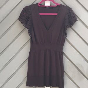 Bcbg v neck flutter sleeve top